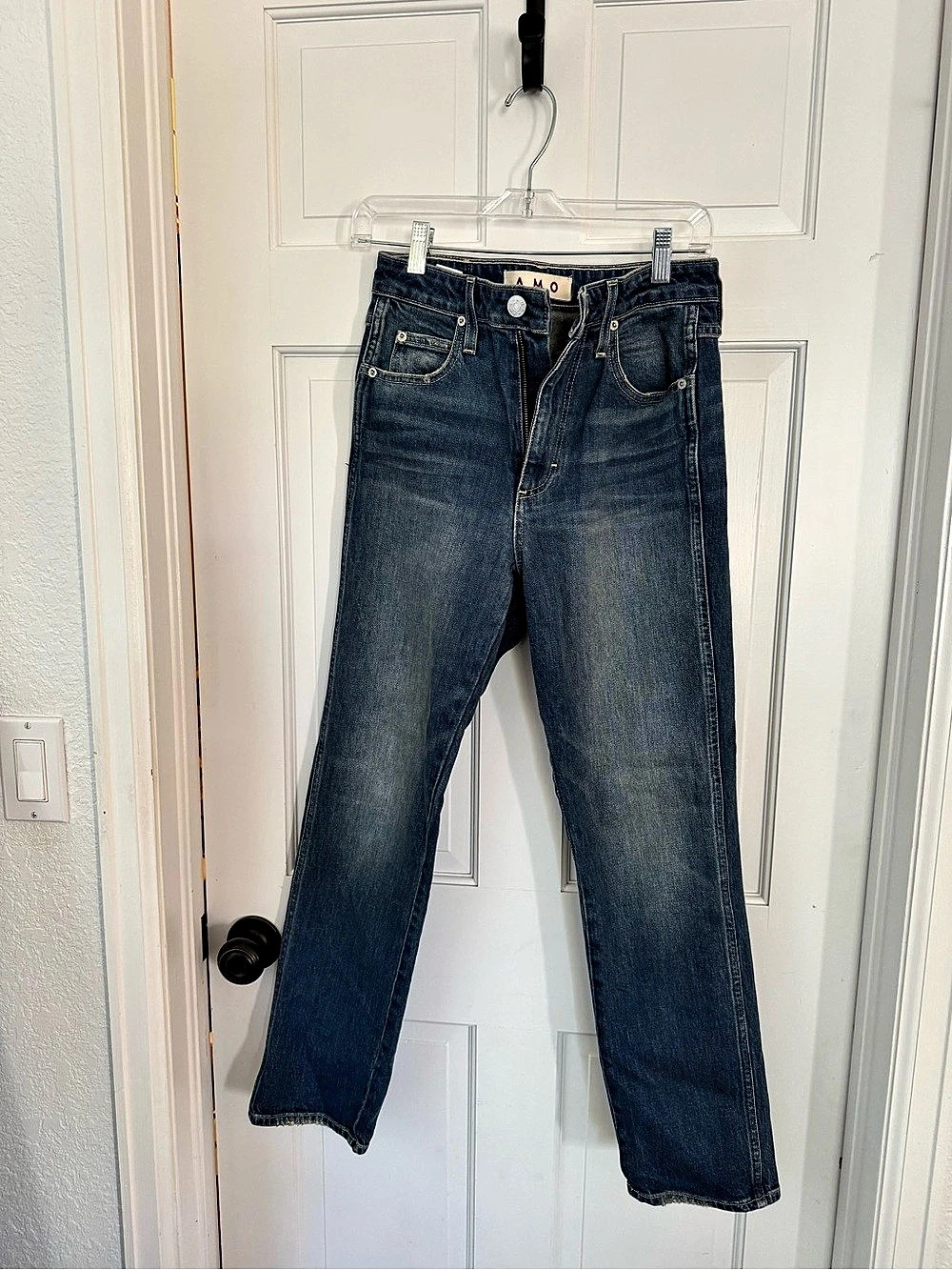 AMO Chloe Crop Straight Leg Jeans in Blue Waist 27
